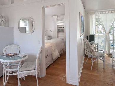 Bradenton Beach Vacation Rental Bungalow One Bedroom