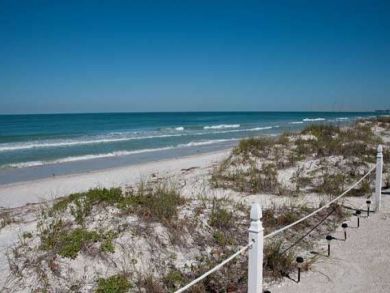 Bradenton Beach Vacation Rental Bungalow One Bedroom