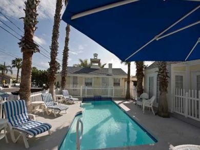 Bradenton Beach Vacation Rental Bungalow One Bedroom