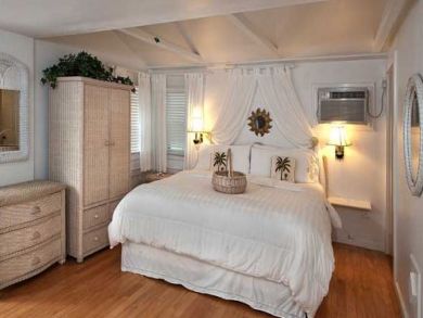 Bedroom - King bed