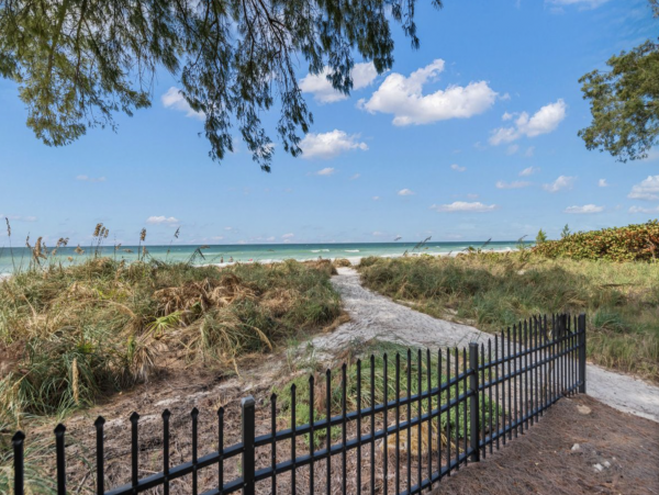 A Cozy Holmes Beach One Bedroom Vacation Accommodation