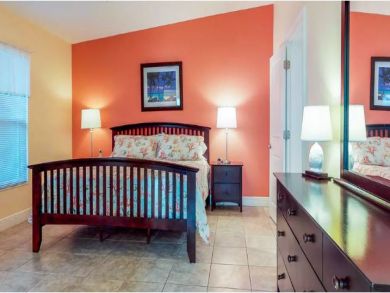 Holmes Beach 3  Bedroom Cottage One Block to Beach