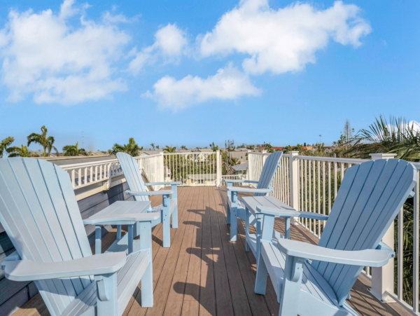 Anna Maria Island Luxury Vacation Rental - 6-Bedroom Beach House with Pool & Spa