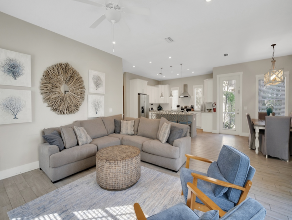 Anna Maria Island Luxury Vacation Rental - 6-Bedroom Beach House with Pool & Spa