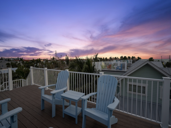 Anna Maria Island Luxury Vacation Rental - 6-Bedroom Beach House with Pool & Spa