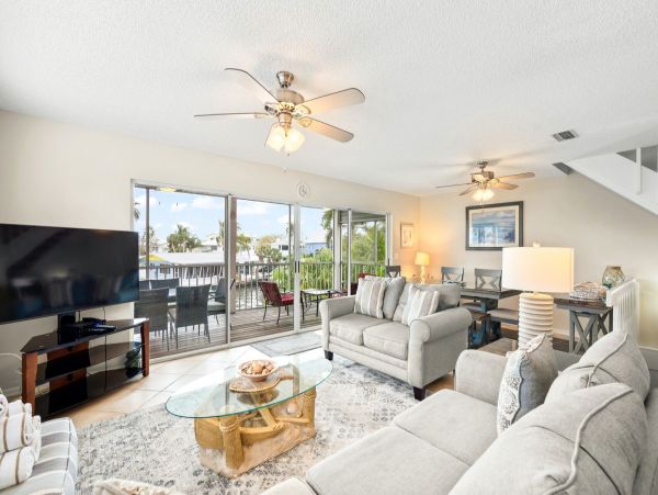 Holmes Beach Charming Three Bedroom Vacation Home- Canal Front