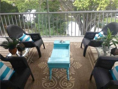 Furnished lanai Furnished lanai