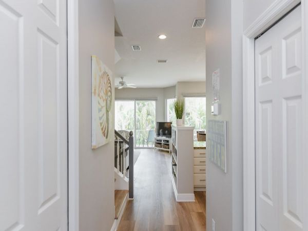 Three Bedroom Vacation Rental Luxury Pool Home Holmes Beach