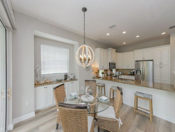 Three Bedroom Vacation Rental Luxury Pool Home Holmes Beach