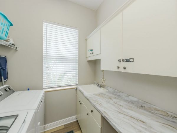 Three Bedroom Vacation Rental Luxury Pool Home Holmes Beach