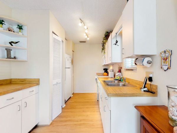Three Bedroom Vacation Town Home on Holmes Beach Anna Maria