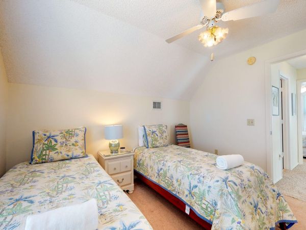 Three Bedroom Vacation Town Home on Holmes Beach Anna Maria