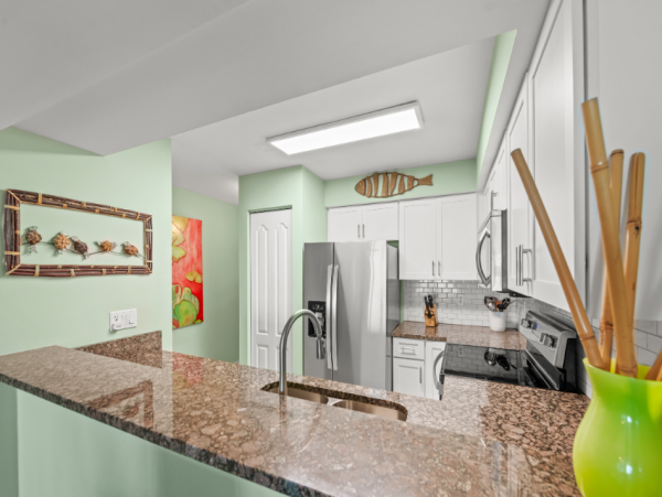 Anna Maria Island Gulf-Front Getaway with Stunning Views and Private Beach Access