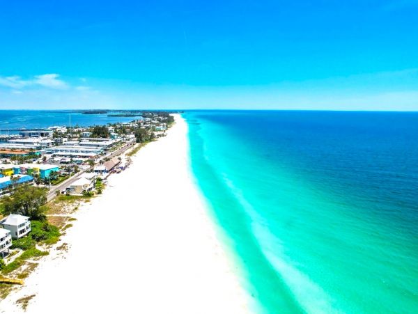 Gulf Front Holmes Beach Two Bedroom Vacation Condo