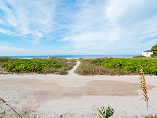 Lovely Condo with 2 Bedrooms in Holmes Beach
