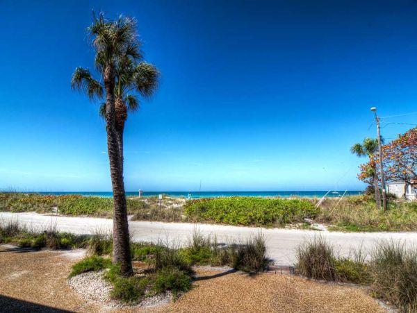 Lovely Condo with 2 Bedrooms in Holmes Beach