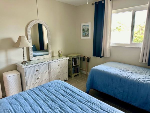Lovely Condo with 2 Bedrooms in Holmes Beach