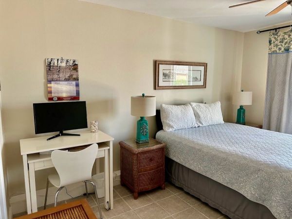 Lovely Condo with 2 Bedrooms in Holmes Beach