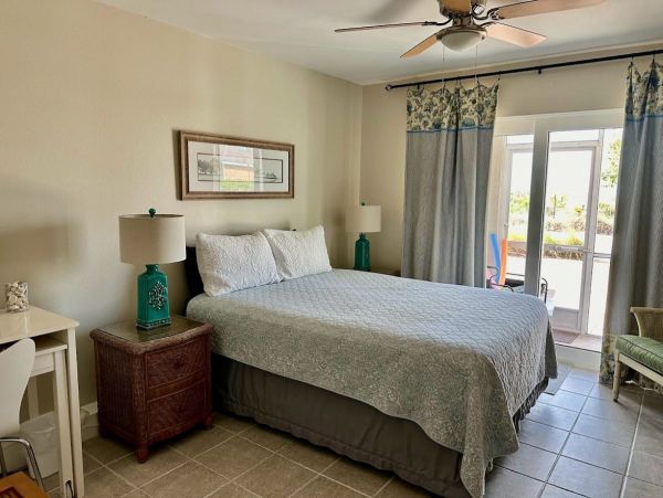 Lovely Condo with 2 Bedrooms in Holmes Beach