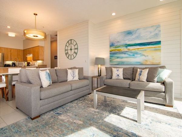 Anna Maria Three Bedroom Luxury Beach Condo on Beach