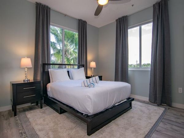 Anna Maria Three Bedroom Luxury Beach Condo on Beach