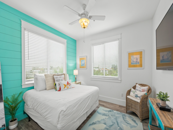 Holmes Beach Beachfront Condo with Gulf Views Vacation Rental