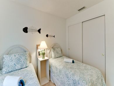 3 Bedroom Holmes Beach Vacation Rental Sleeps 6 Walk to Beaches