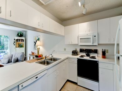 3 Bedroom Holmes Beach Vacation Rental Sleeps 6 Walk to Beaches