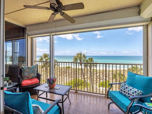 Longboat Key Gulf Front Vacation Rental - Stunning Views & Comfort
