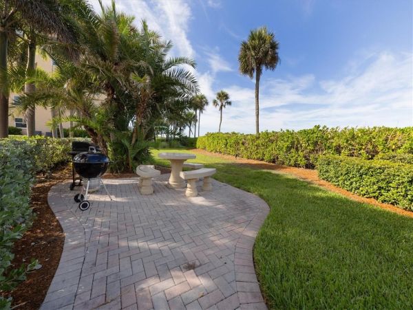 Longboat Key Gulf Front Vacation Rental - Stunning Views & Comfort