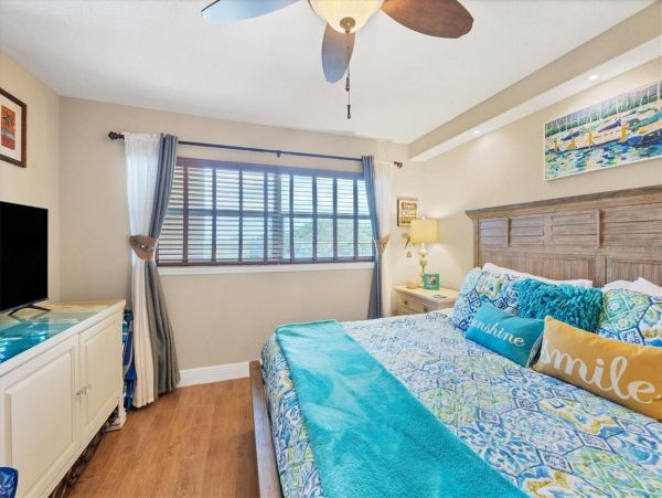 Longboat Key Gulf Front Vacation Rental - Stunning Views & Comfort
