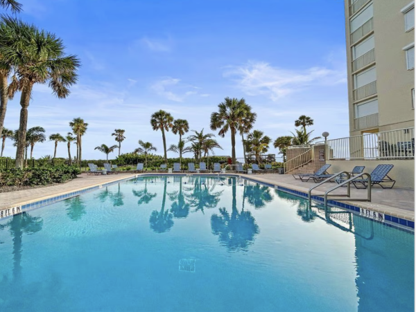 Longboat Key Gulf Front Vacation Rental - Stunning Views & Comfort