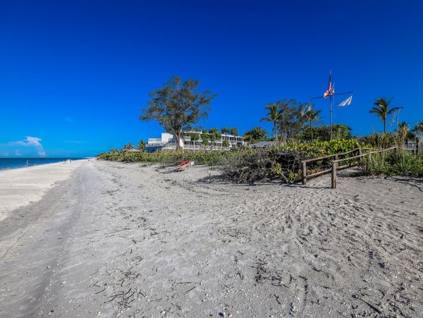 One Bedroom Sanibel Vacation Rental Partial Gulf View