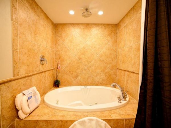 One Bedroom Sanibel Vacation Rental Partial Gulf View