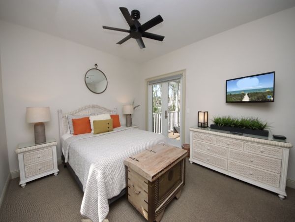 Captiva Island Five Bedroom Vacation Home Close to Beach