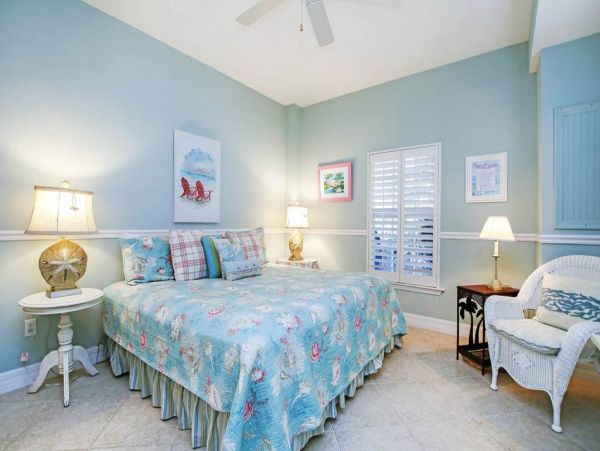 Charming Captiva Getaway with Prime Beach Access and Luxury Amenities