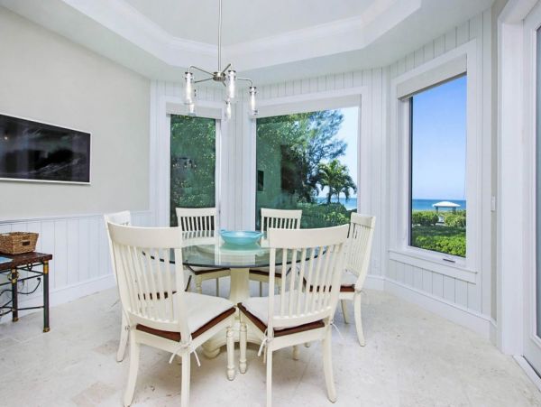 Luxury Captiva Five Bedroom Beach Vacation Home Sleeps 10