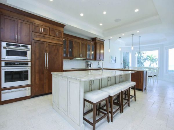 Luxury Captiva Five Bedroom Beach Vacation Home Sleeps 10