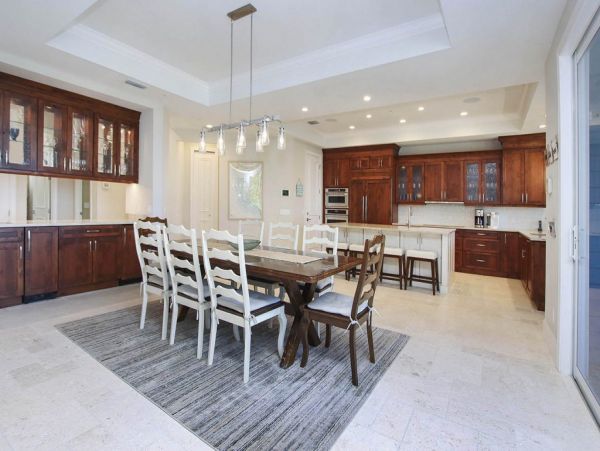 Luxury Captiva Five Bedroom Beach Vacation Home Sleeps 10