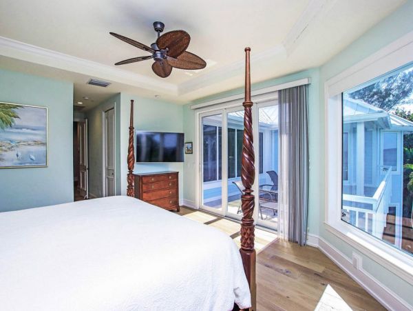 Luxury Captiva Five Bedroom Beach Vacation Home Sleeps 10