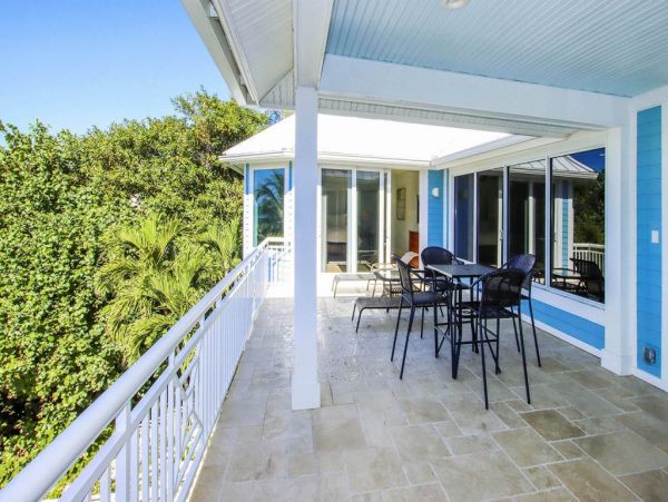 Luxury Captiva Five Bedroom Beach Vacation Home Sleeps 10