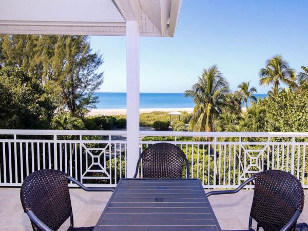 Luxury Captiva Five Bedroom Beach Vacation Home Sleeps 10