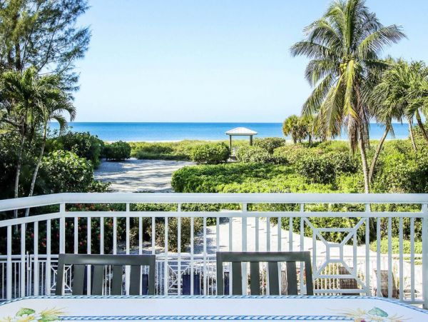 Luxury Captiva Five Bedroom Beach Vacation Home Sleeps 10