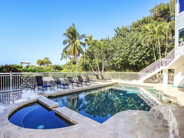Luxury Captiva Five Bedroom Beach Vacation Home Sleeps 10