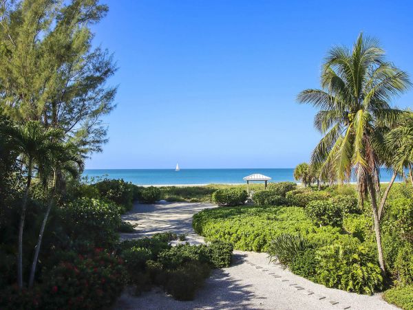 Luxury Captiva Five Bedroom Beach Vacation Home Sleeps 10