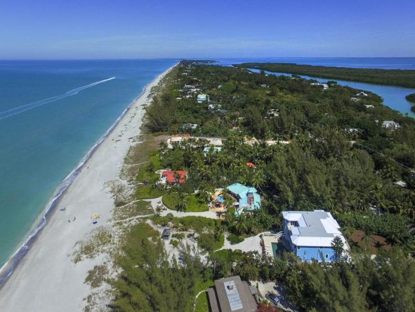 Luxury Captiva Five Bedroom Beach Vacation Home Sleeps 10