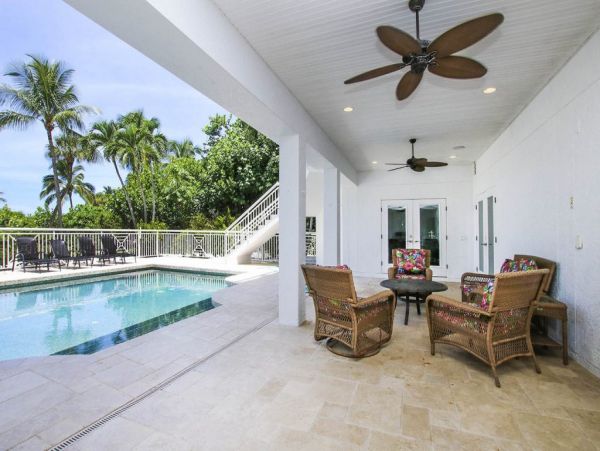Luxury Captiva Five Bedroom Beach Vacation Home Sleeps 10