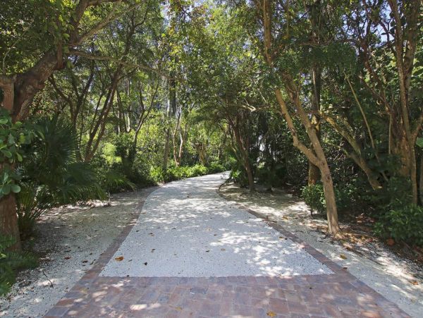 Luxury Captiva Five Bedroom Beach Vacation Home Sleeps 10