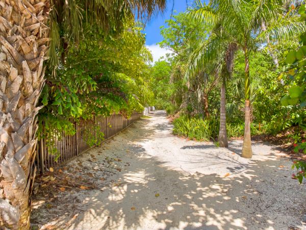 Four Bedroom Plus Den Value Captiva Vacation Rental