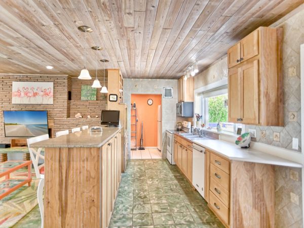 Four Bedroom Plus Den Value Captiva Vacation Rental